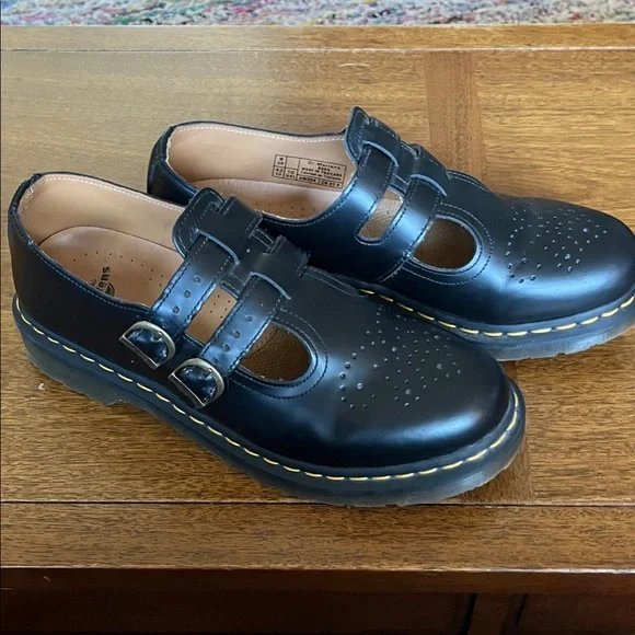 NWOT Dr. Martens
8065 Smooth Leather Mary
Jane Shoes - Picture 1 of 4
